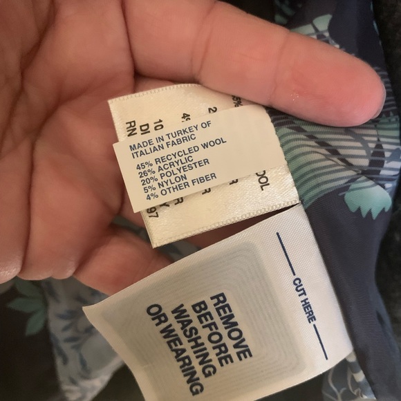 Ladies Old Navy XL Peacoat - Picture 13 of 14